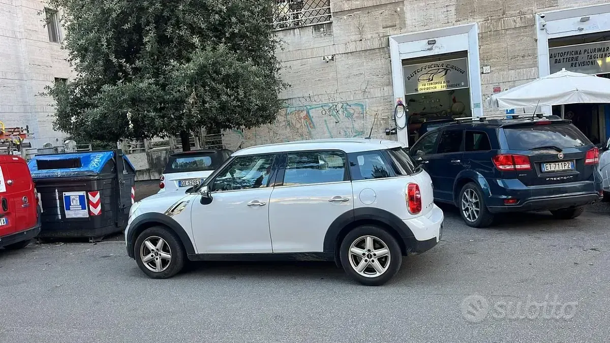 Usata Mini One Countryman 98 CV (72 kW) 2013 Bianco SUV