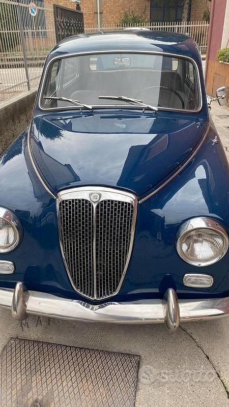 Usata Lancia Appia 1950 Blu Berlina