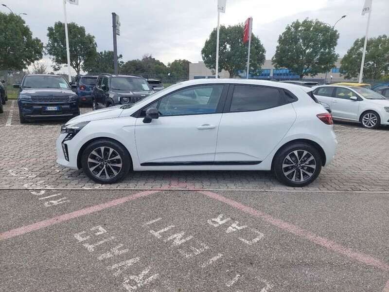 Usata Mitsubishi Colt Invite 101 CV (74 kW) 2024 Bianco Berlina