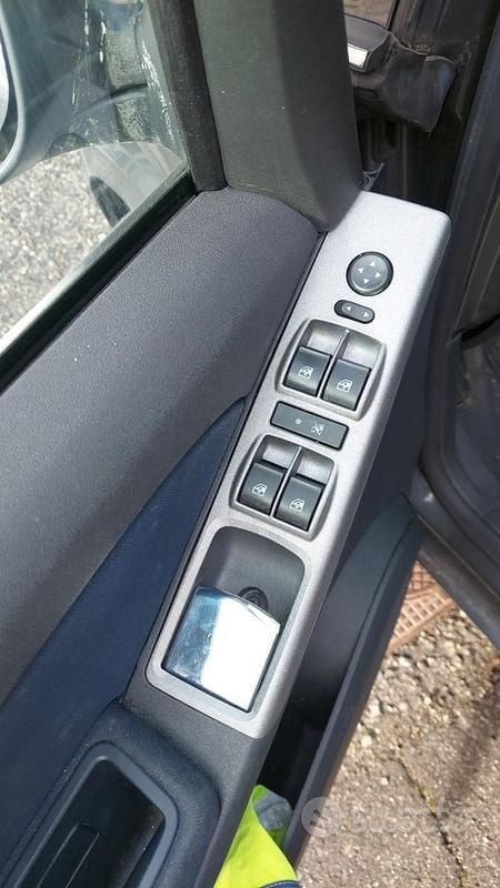 Usata Lancia Musa 2009 Grigio Monovolume