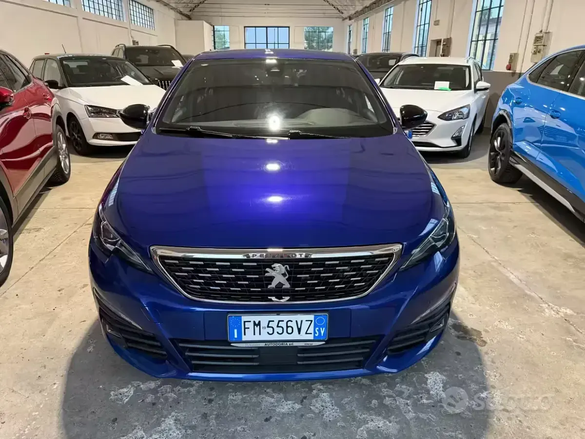 Usata Peugeot 308 GT-line 131 CV (96 kW) 2018 Bluazzurro Berlina