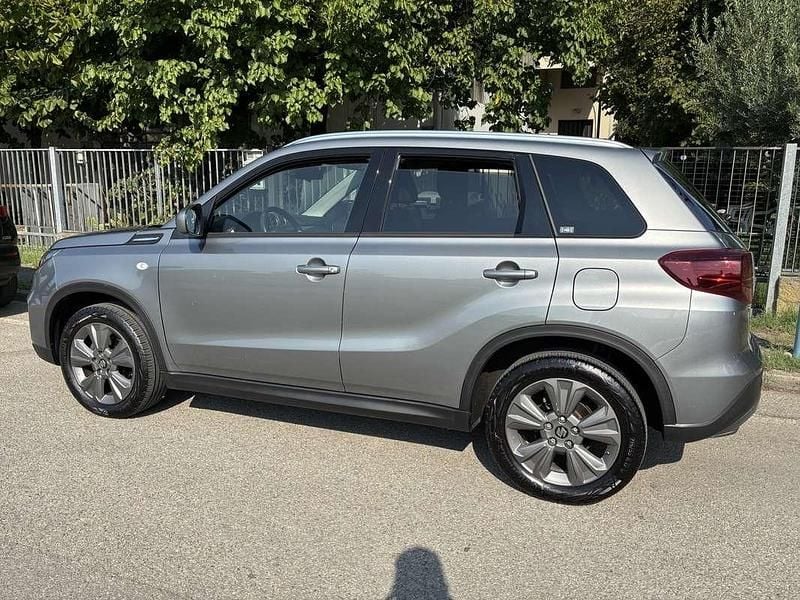 Usata Suzuki Vitara Cool 129 CV (94 kW) 2021 Argento SUV