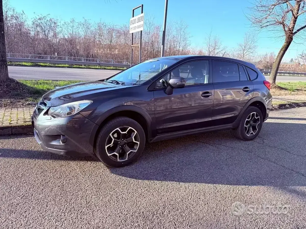 Usata Subaru XV 147 CV (108 kW) 2013 Grigio SUV