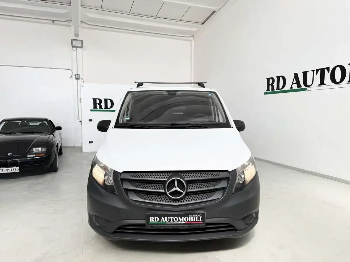 Usata Mercedes Vito 114 CV (83 kW) 2017 Bianco artico Furgone