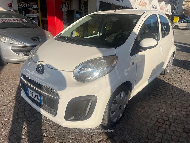 Bianco Usata 2013 Citroën C1 Seduction Due volumi | 6990 € (Molto cara) - Immagine 1/4