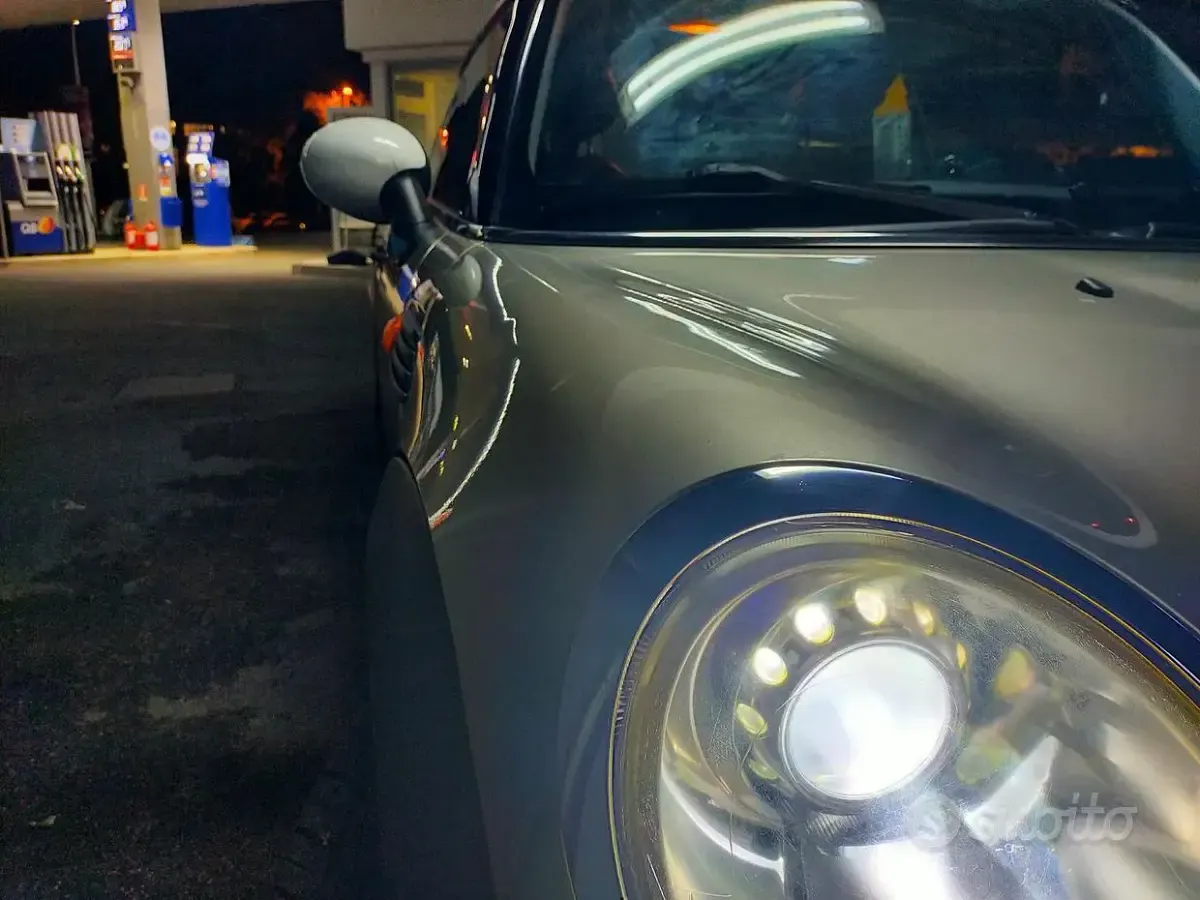 Usata Mini Cooper 120 CV (88 kW) 2006 Grigio Utilitaria