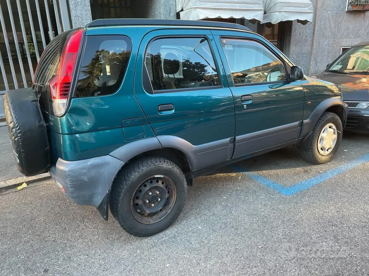 Usata Daihatsu Terios 86 CV (63 kW) 2004 Verde metallizzato SUV