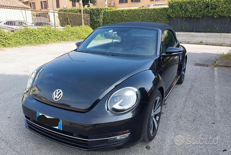 Nero Usata 2014 VW Maggiolino Design Cabrio | 14.300 € (Ottimo prezzo) - Immagine 1/4