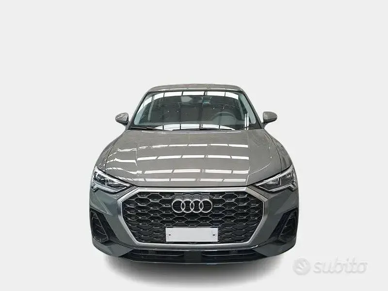 Usata Audi Q3 Sportback Business Plus 150 CV (110 kW) 2025 Grigio SUV