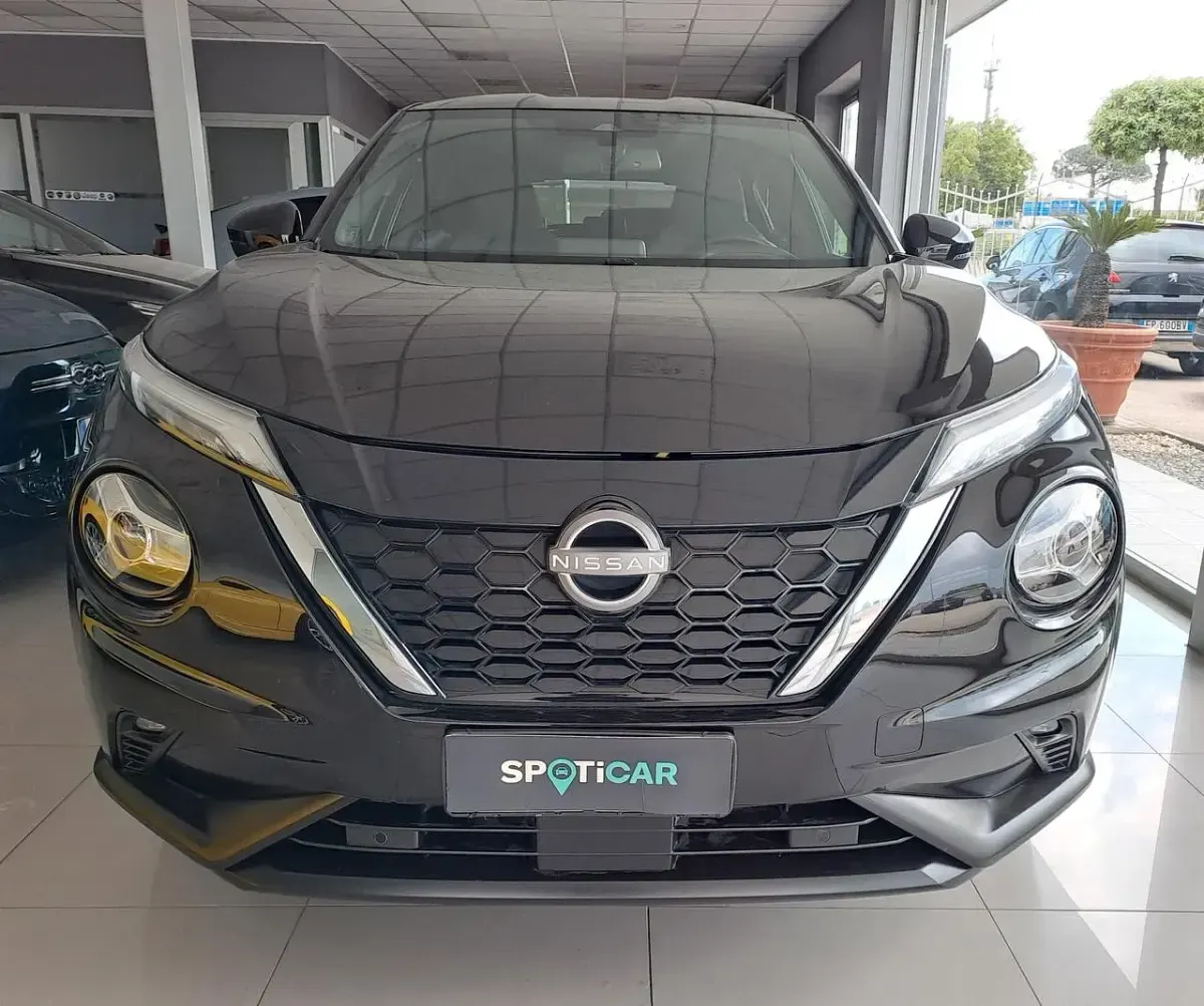 Occasion Nissan Juke N-Connecta 94 PK (69 kW) 2023 Zwart SUV