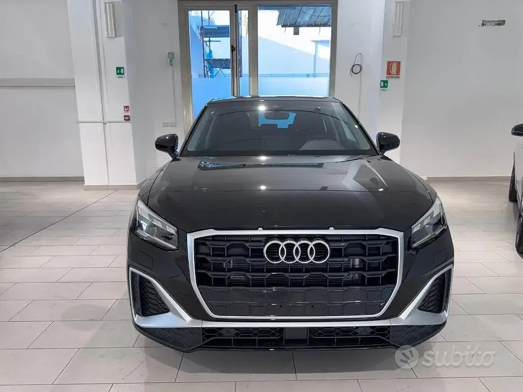 Ny Audi Q2 S-Line 2026 Svart SUV
