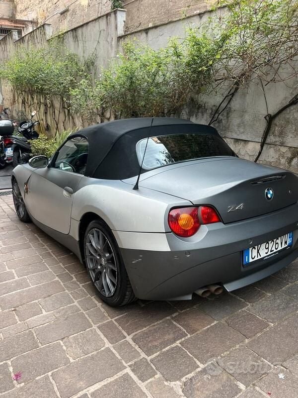 Usata BMW Z4 192 CV (141 kW) 2003 Grigio Cabrio