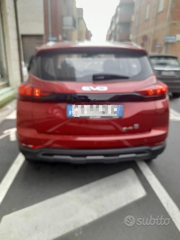 Usata EVO Evo 5 127 CV (93 kW) 2023 Rosso SUV