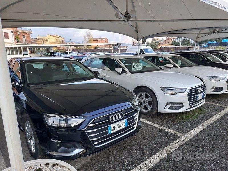 Usado Audi A4 Advanced Plus 136 CV (100 kW) 2023 Negro Familiar
