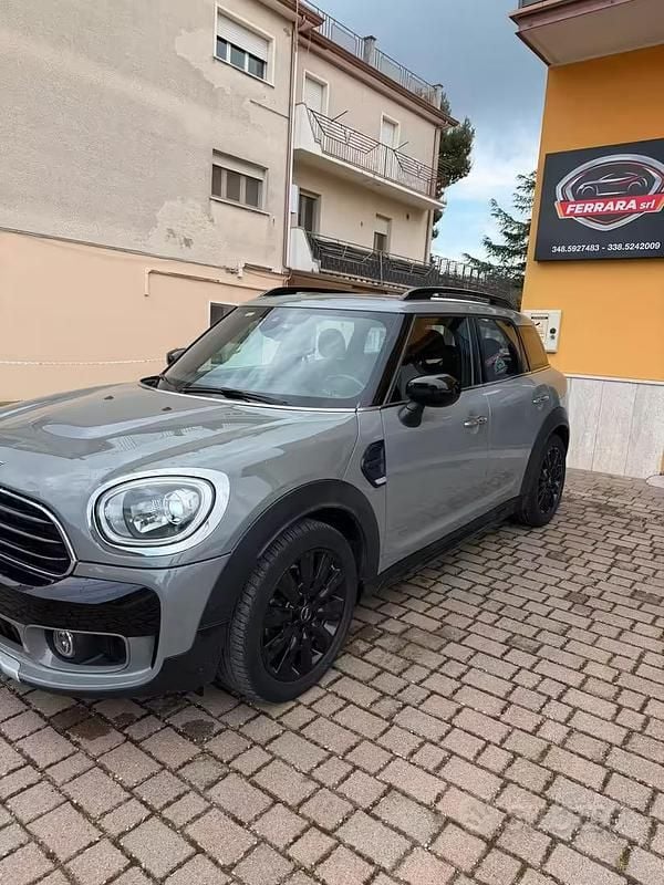 Usata Mini One D Countryman Hype 116 CV (85 kW) 2019 Grigio SUV