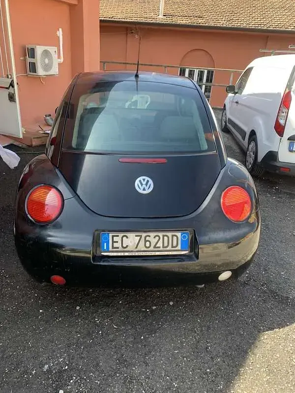Usata VW New Beetle 102 CV (75 kW) 2004 Utilitaria
