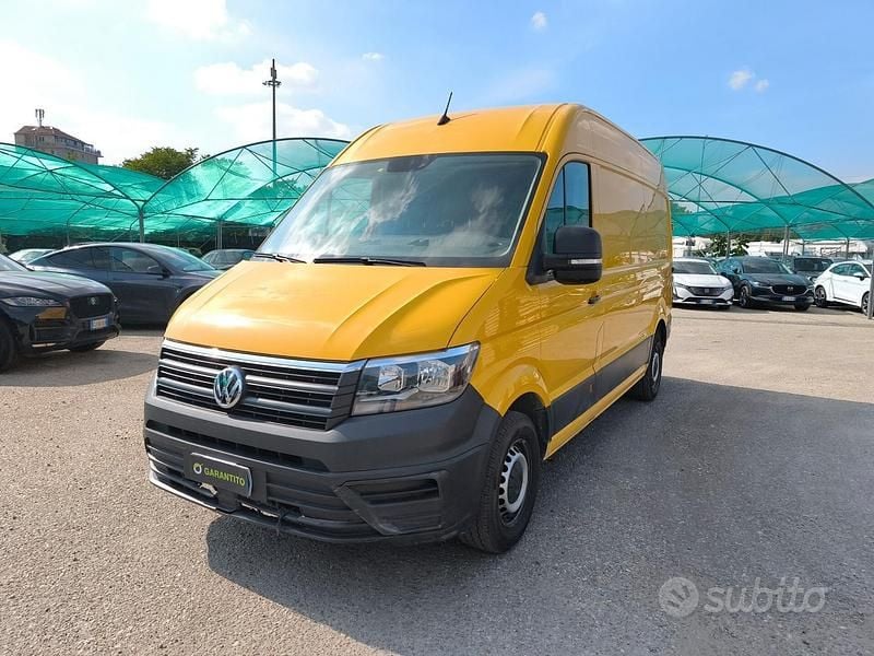 Usado VW Crafter 140 CV (102 kW) 2020 Amarillo Van