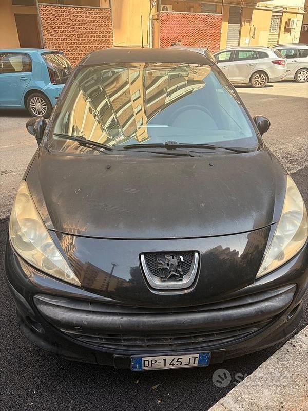 Usata Peugeot 207 75 CV (55 kW) 2008 Nero Berlina