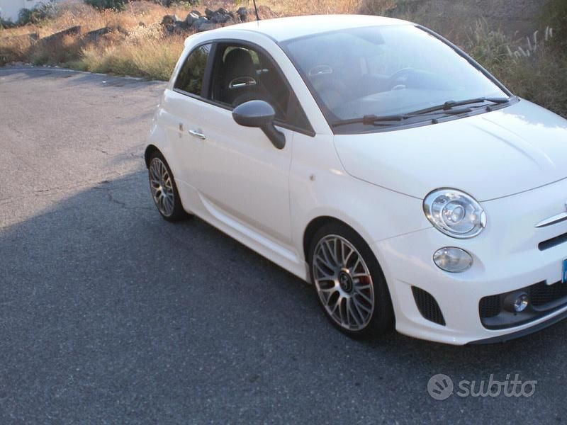 Usata Abarth 595 Turismo 160 CV (117 kW) 2015 Bianco Utilitaria