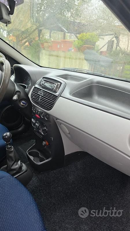 Usata Fiat Punto 2003 Grigio Utilitaria