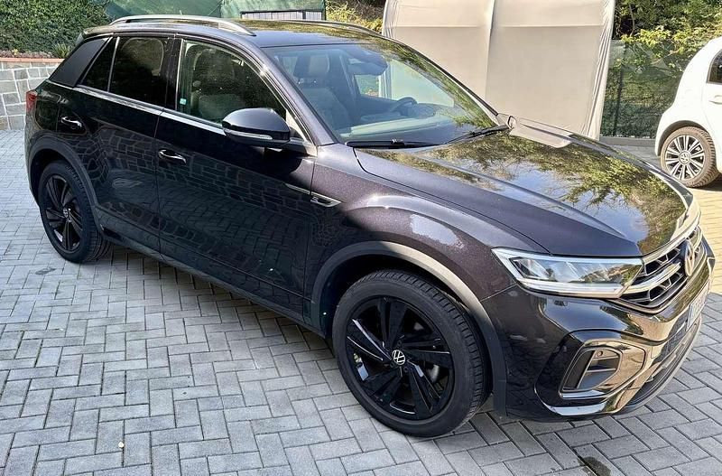 Usata VW T-Roc R-line 116 CV (85 kW) 2024 SUV