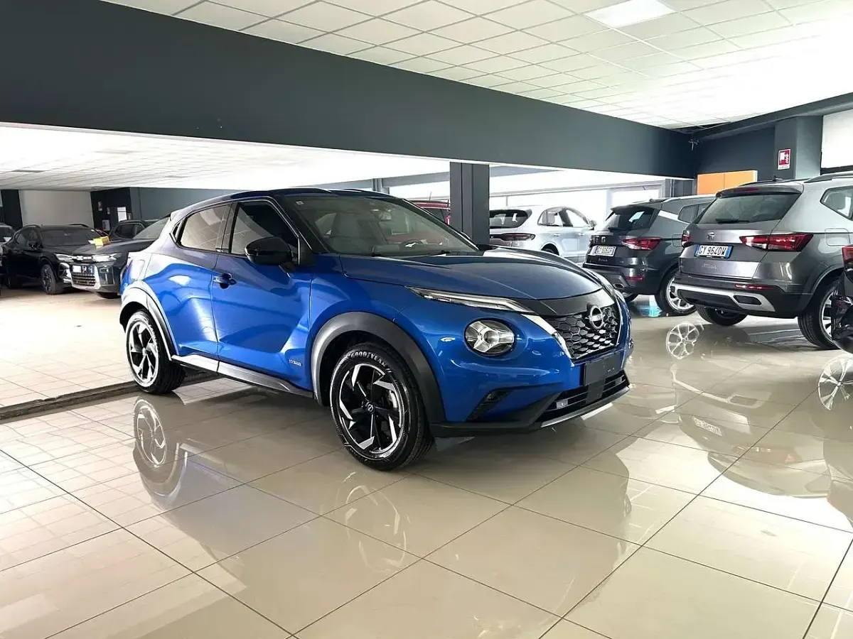 Usata Nissan Juke N-Connecta 143 CV (105 kW) 2024 Blu/azzurro SUV