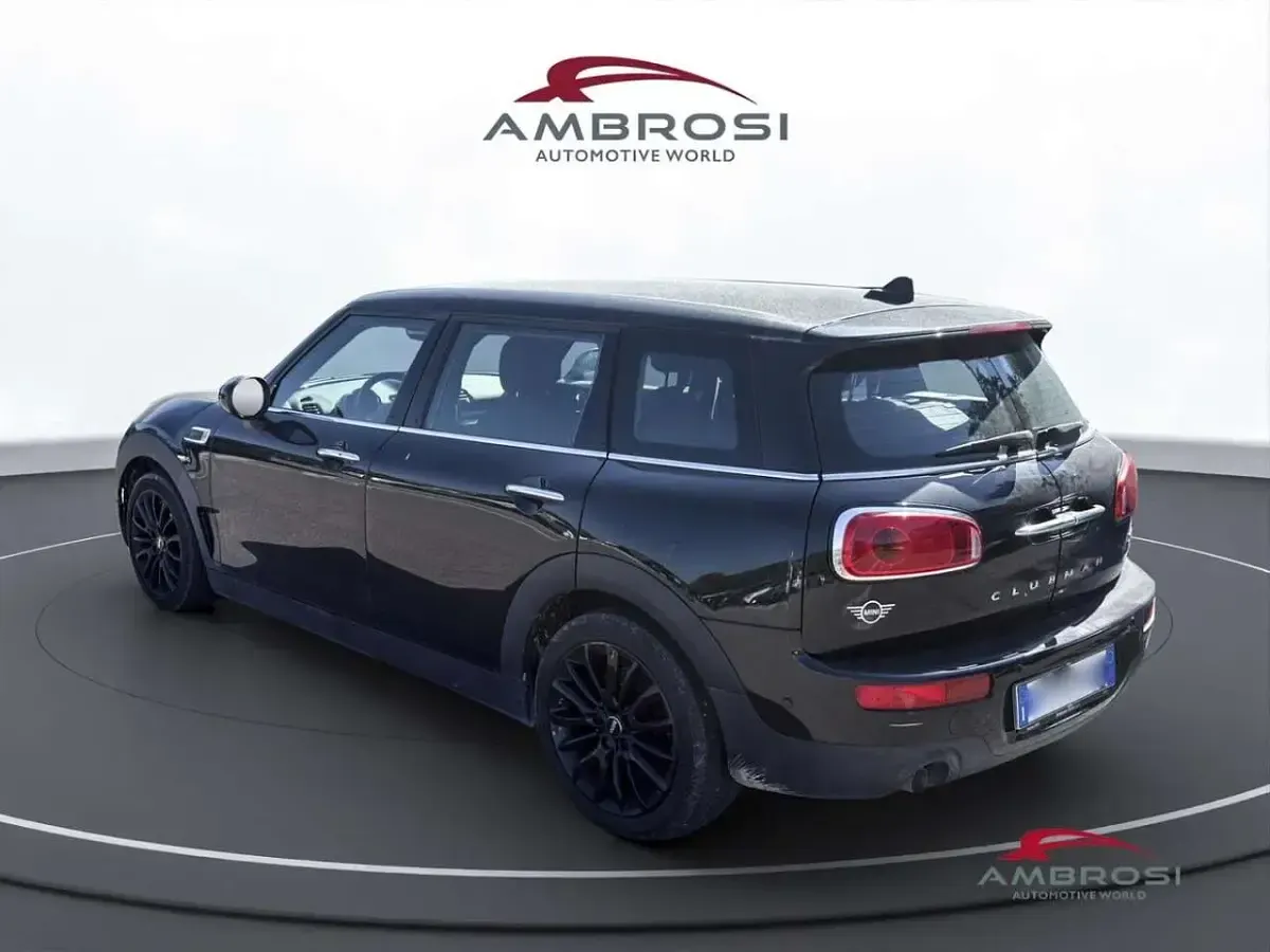 Usata Mini Clubvan 116 CV (85 kW) 2019 Nero Station wagon