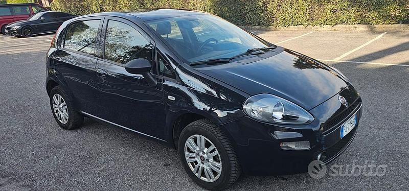 Usata Fiat Grande Punto 2017 Nero Utilitaria