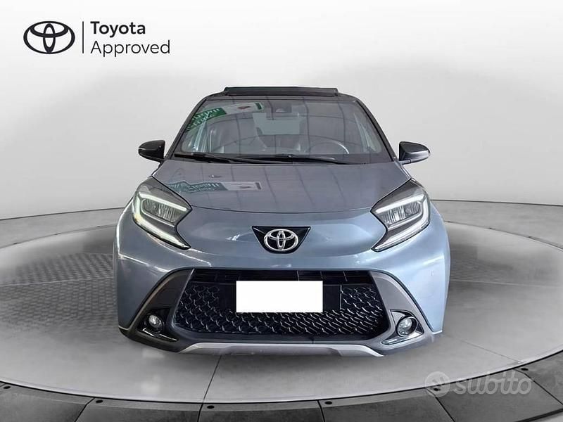 Usata Toyota Aygo X Lounge 72 CV (52 kW) 2024 Azzurro SUV