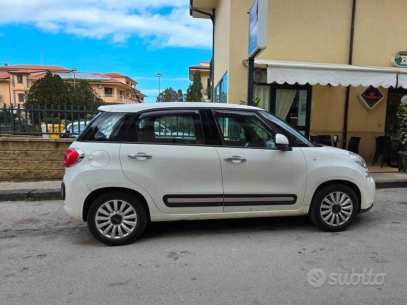 Usata Fiat 500L 2015 Bianco Monovolume