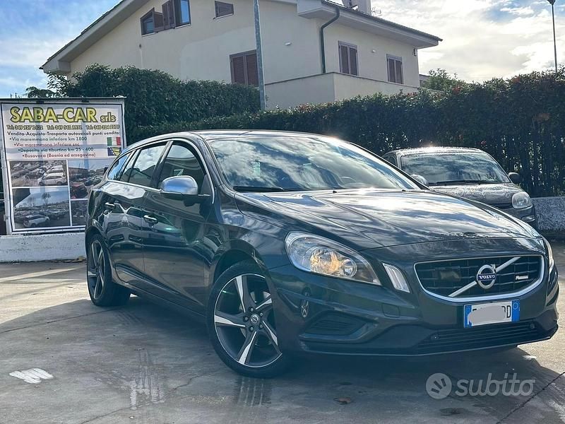 Usata Volvo V60 R-Design 163 CV (119 kW) 2011 Grigio Station wagon