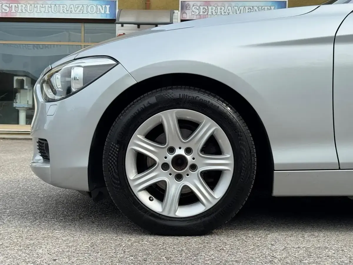 Usata BMW 114 Comfort Edition 95 CV (69 kW) 2013 Grigio Utilitaria