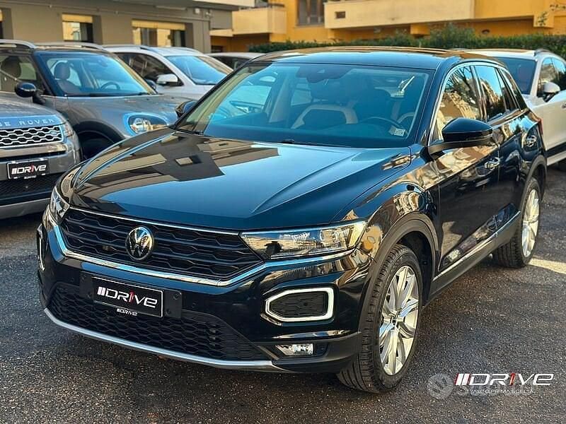 Nero Usata 2021 VW T-Roc Advance SUV | 22.990 € (Buon prezzo) - Immagine 1/4