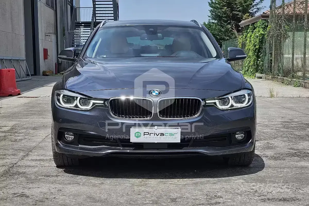 Usata BMW 320 Advantage 190 CV (139 kW) 2019 Grigio Station wagon