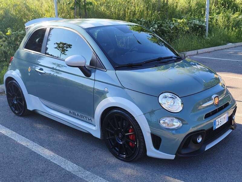 Verde Usata 2020 Abarth 695 Due volumi | 24.500 € (Ottimo prezzo) - Immagine 1/4