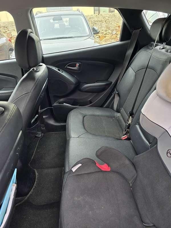 Używany Hyundai ix35 Xpossible 116 KM (85 kW) 2015 Szary SUV