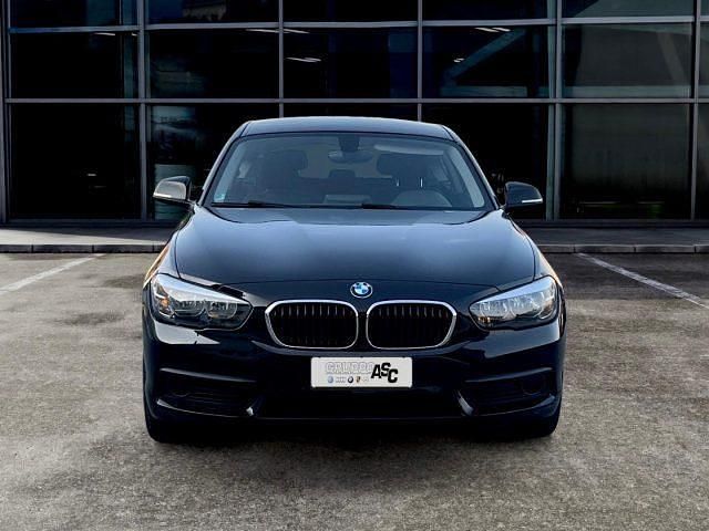 Usata BMW 116 Sport Line 116 CV (85 kW) 2017 Nero Utilitaria