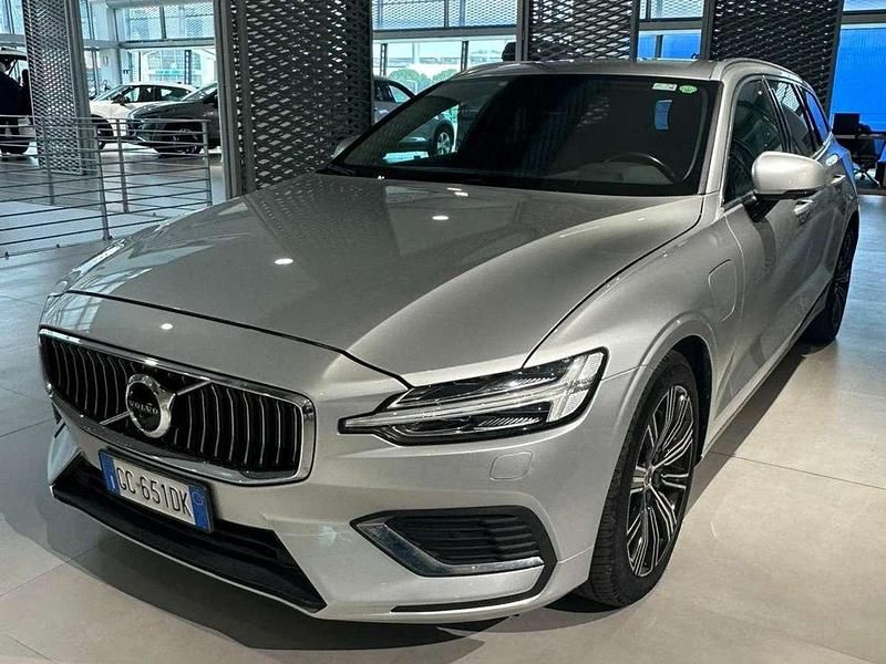 Argento Usata 2020 Volvo V60 Inscription Station wagon | 21.900 € (Buon prezzo) - Immagine 1/4