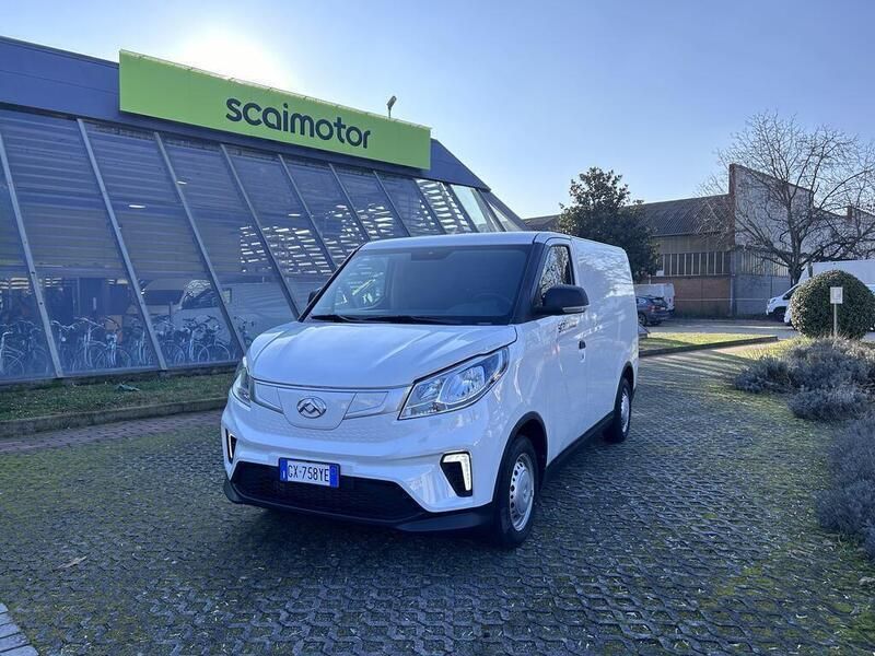 Bianco Nuova 2025 Maxus eDeliver 3 Furgone | 30.400 € - Immagine 1/4