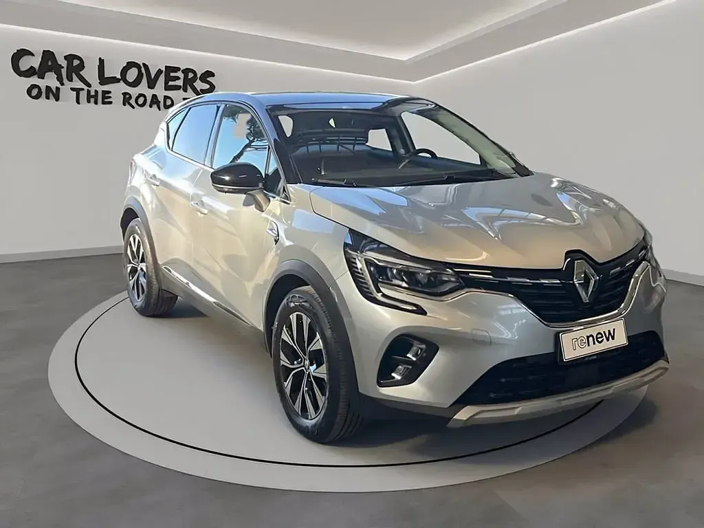 Begagnad Renault Captur Intens 101 HK (74 kW) 2023 Ype bestyle varsavia SUV