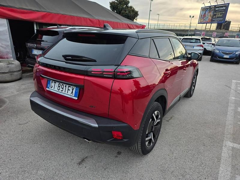 Usata Peugeot 2008 GT 131 CV (96 kW) 2024 Rosso SUV