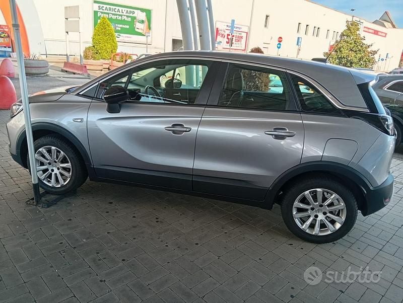 Usata Opel Crossland Elegance 110 CV (80 kW) 2022 SUV