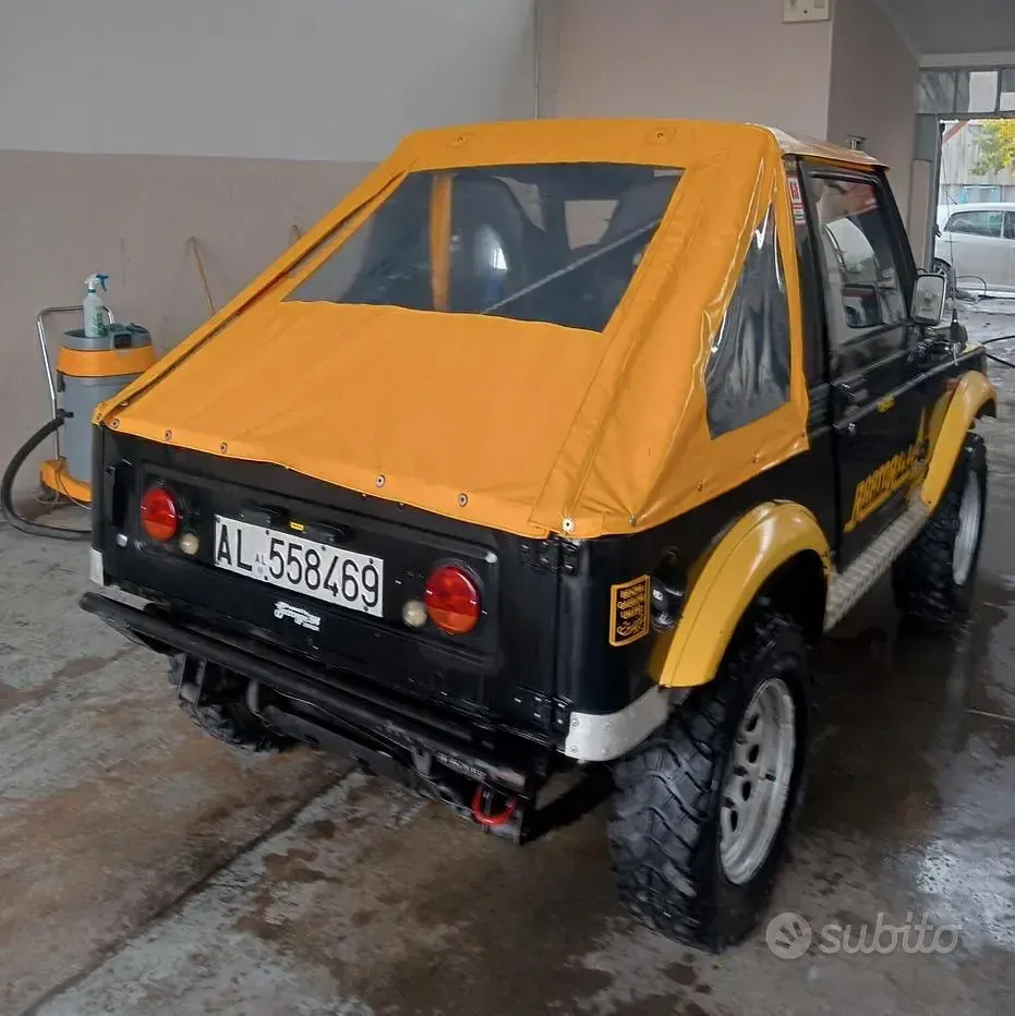 Usata Suzuki Samurai 64 CV (47 kW) 1986 Nero SUV