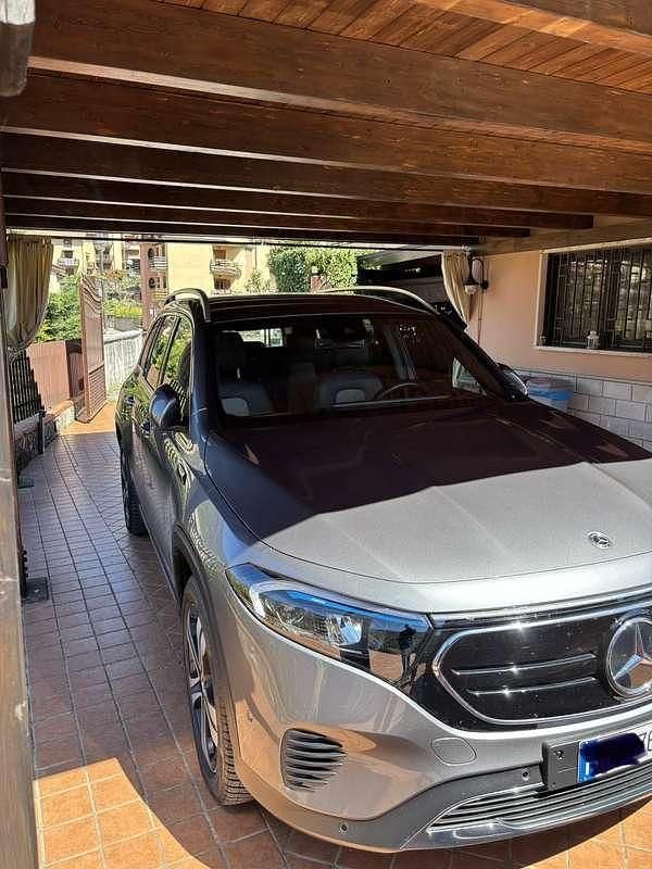 Usata Mercedes EQB300 AMG Edition 1 139 kW (189 CV) 2022 SUV