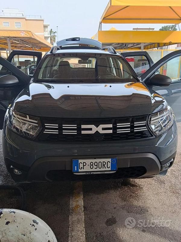 Usata Dacia Duster 91 CV (66 kW) 2023 Grigio SUV