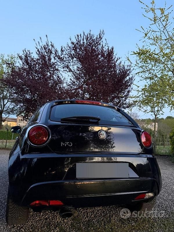 Usata Alfa Romeo MiTo 120 CV (88 kW) 2013 Nero Utilitaria