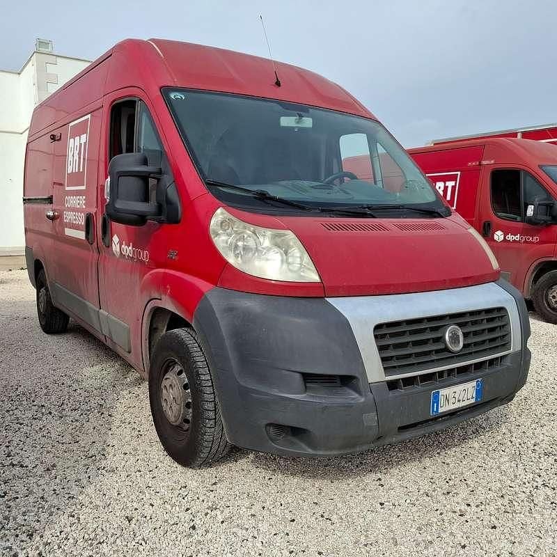 Usata Fiat Ducato 120 CV (88 kW) 2008 Rosso Furgone