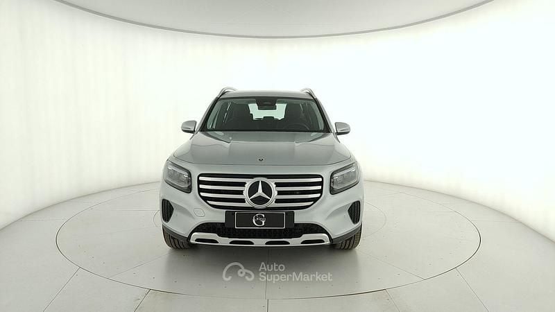 Usata Mercedes GLB180 Advanced 116 CV (85 kW) 2025 Argento hightech SUV