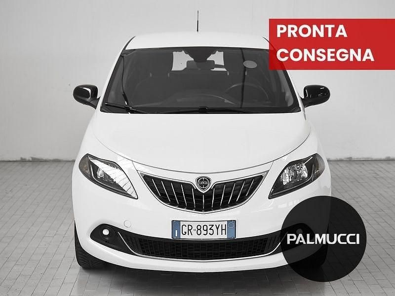 Usata Lancia Ypsilon Gold 69 CV (50 kW) 2023 Other Utilitaria