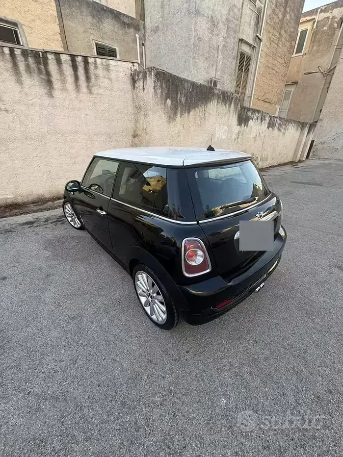 Usata Mini Cooper D 112 CV (82 kW) 2013 Nero Utilitaria